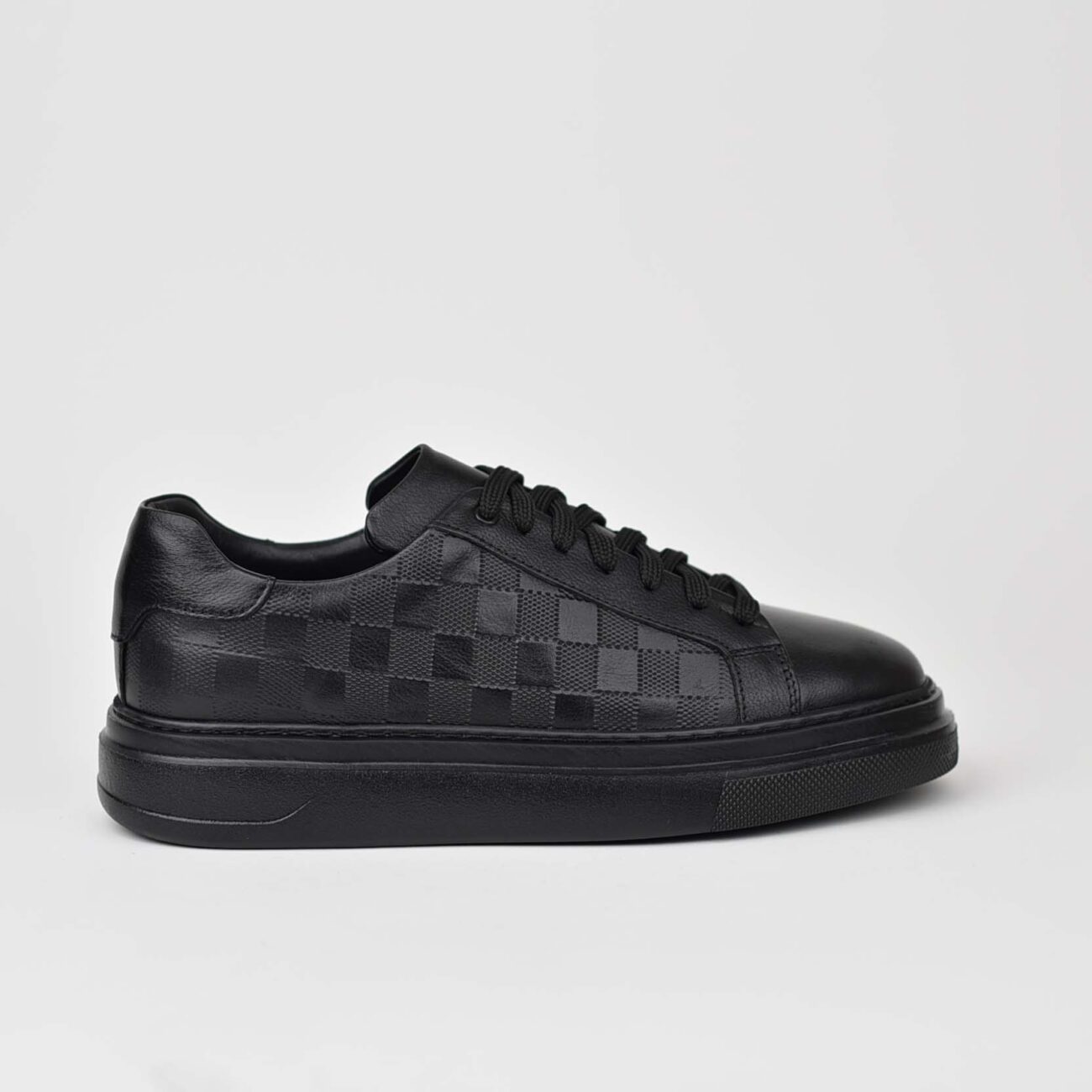 Atlete 413 black