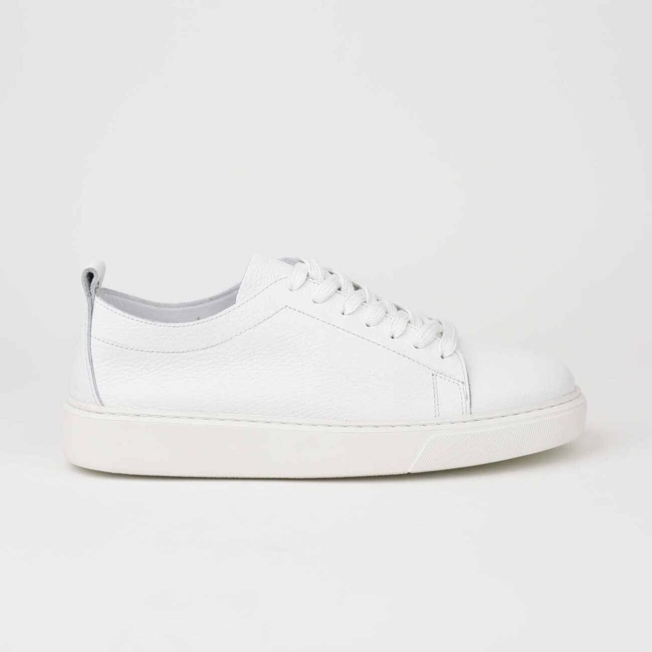 Atlete 224 white