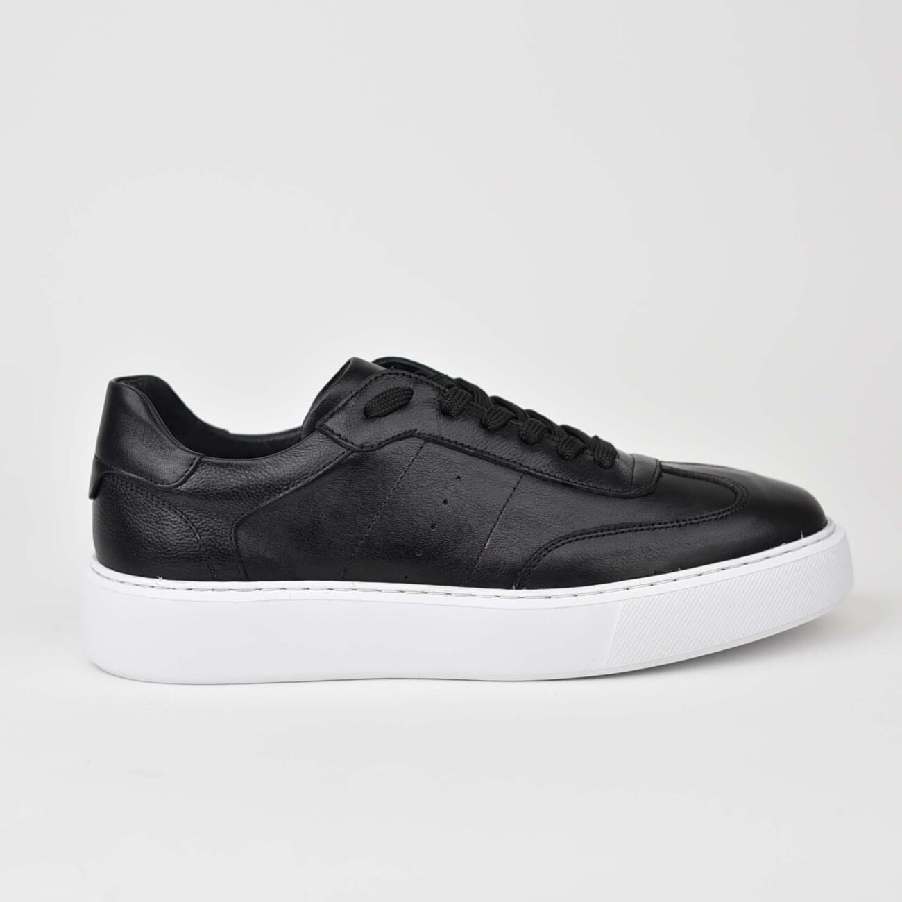 Atlete 110 black