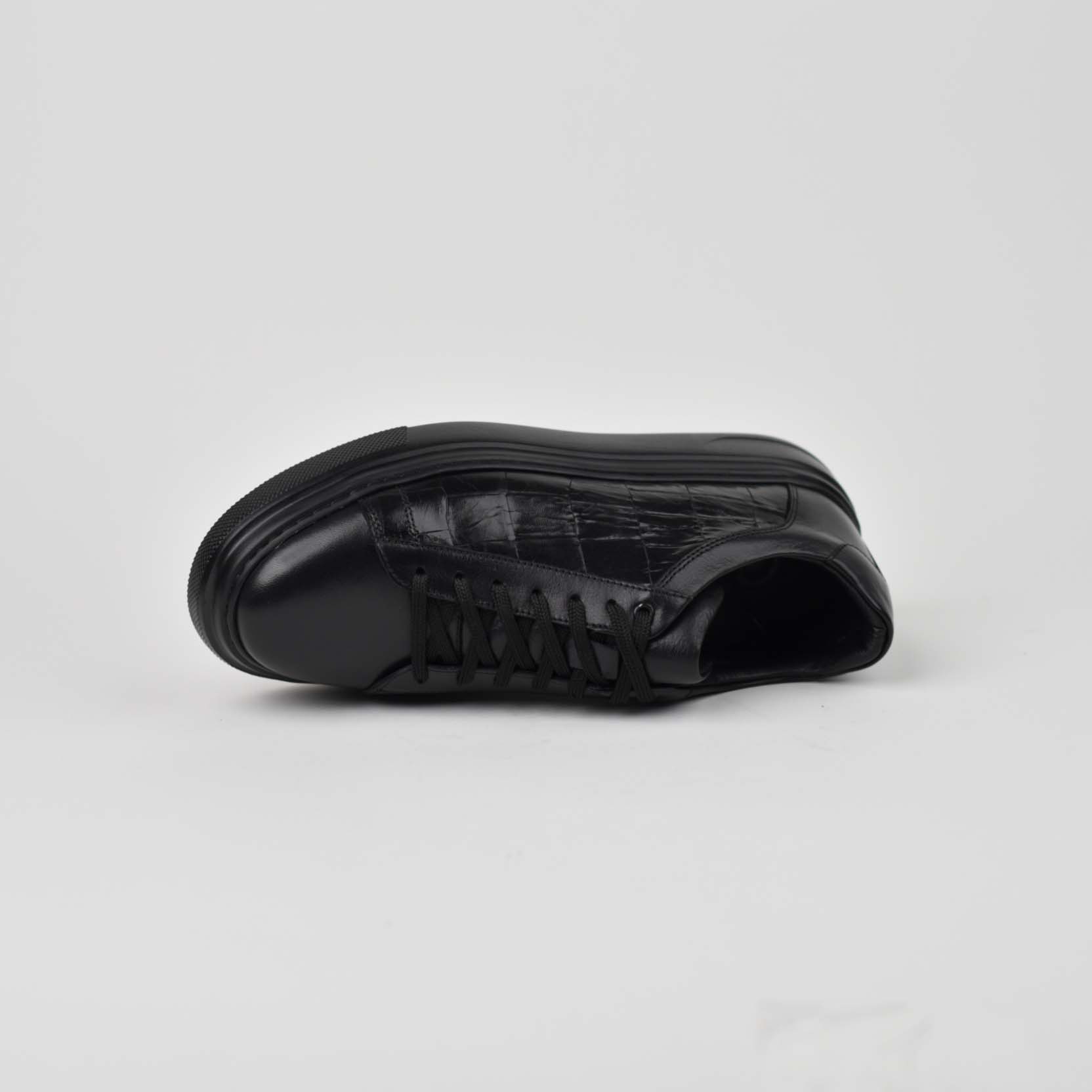 All Black City Walk 300 - Image 7