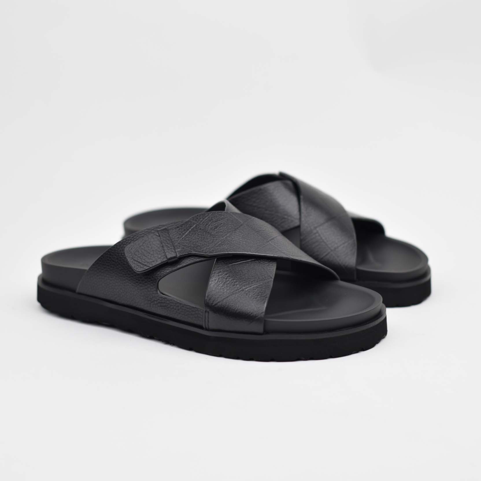 Swift Pace Black
